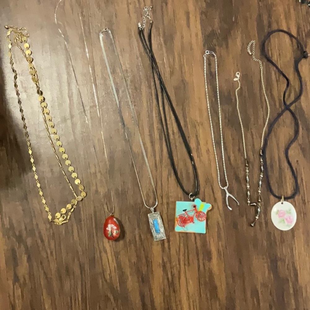 7 used necklaces